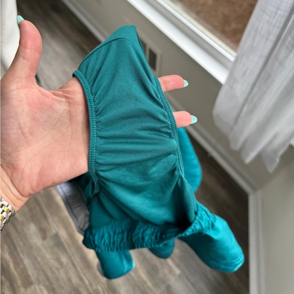 Lululemon blue teal track shorts 12 - Picture 4 of 4